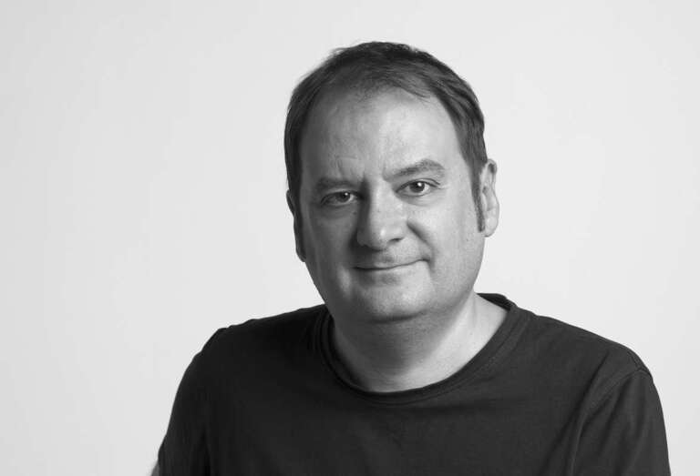 El jueves firmará libros y charlará con los asistentes a la feria, a las 11.00 y a las 17.00 horas / TA